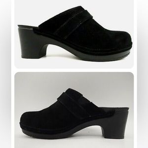 Crocs Sarah Suede Black Clog size w8